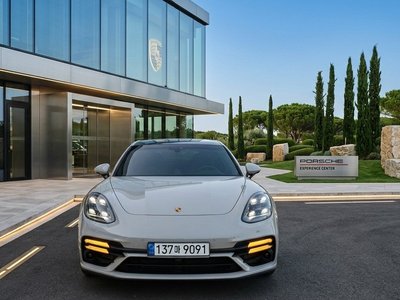 PORSCHE PANAMERA - 2
