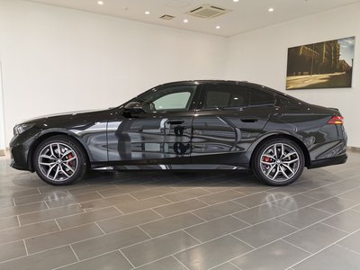 BMW 5 SERIES - 10