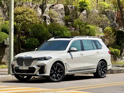 BMW X7 - 1