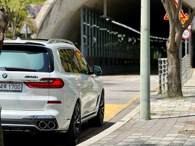 BMW X7 - 6