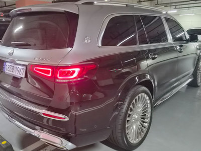 MERCEDES-BENZ GLS - 2