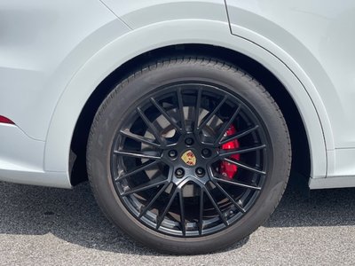 PORSCHE CAYENNE - 10