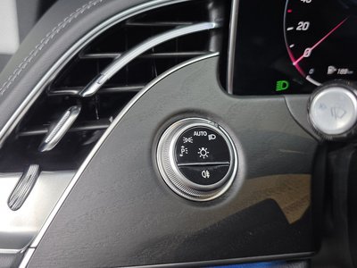 صورة مصغرة 18 لـ 2025 Mercedes-BENZ E-CLASS