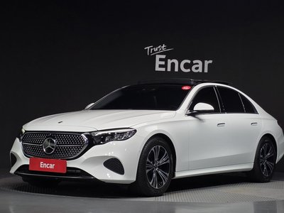 صورة 1 لـ 2025 Mercedes-BENZ E-CLASS