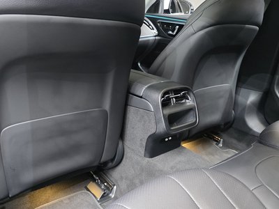 صورة مصغرة 32 لـ 2025 Mercedes-BENZ E-CLASS