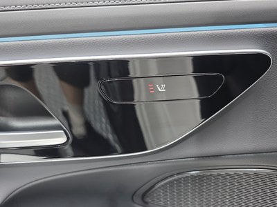 صورة مصغرة 31 لـ 2025 Mercedes-BENZ E-CLASS