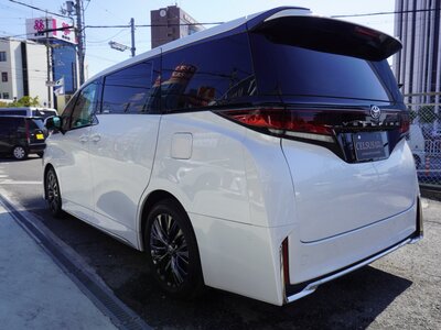 TOYOTA VELLFIRE - 9