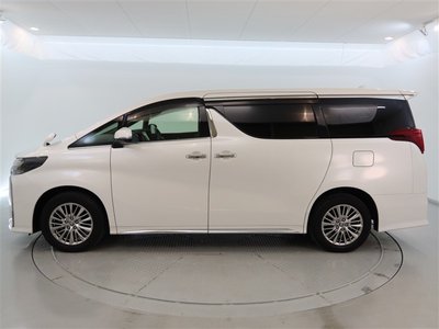 2022 Toyota ALPHARD — фото 3