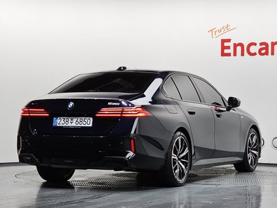 BMW 5 SERIES - 2