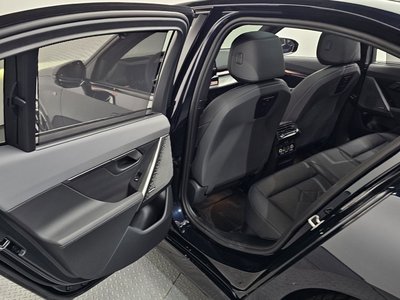 صورة مصغرة 26 لـ 2025 BMW 5 SERIES
