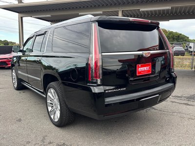 CADILLAC ESCALADE - 6