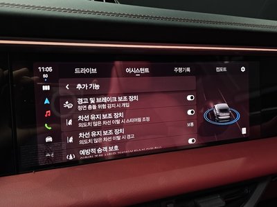 2025 Porsche MACAN 缩略图 18