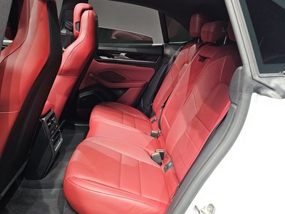 2025 Porsche MACAN 缩略图 12