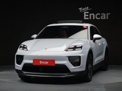 2025 Porsche MACAN 照片 2