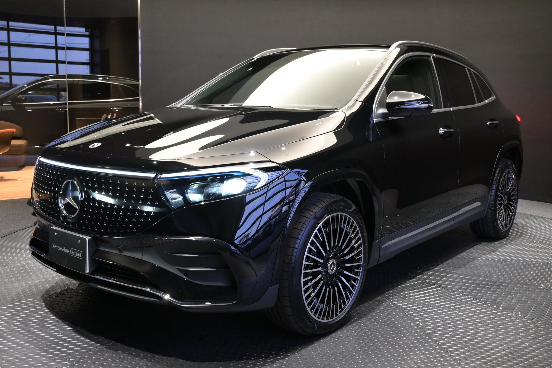 MERCEDES-BENZ EQA - View 1