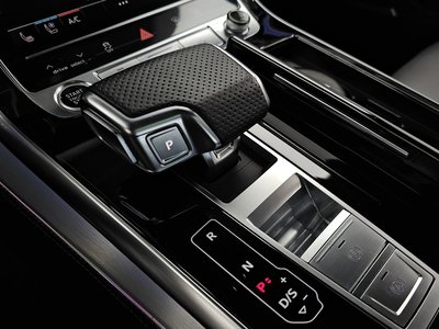 صورة مصغرة 12 لـ 2021 AUDI Q8
