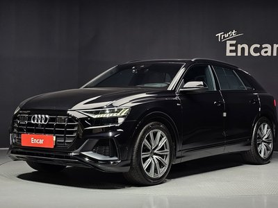 صورة 1 لـ 2021 AUDI Q8