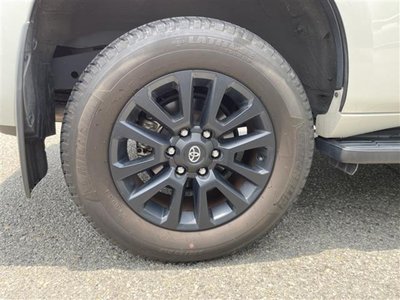2023 Toyota LAND CRUISER PRADO thumbnail 25