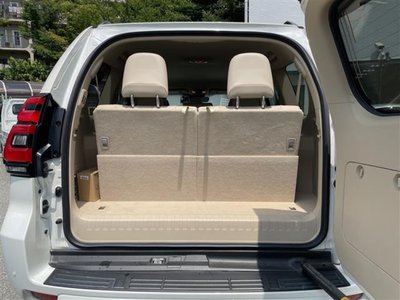 2023 Toyota LAND CRUISER PRADO thumbnail 23