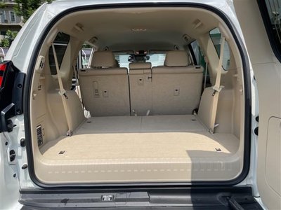 2023 Toyota LAND CRUISER PRADO thumbnail 24