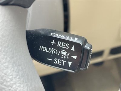 2023 Toyota LAND CRUISER PRADO thumbnail 37