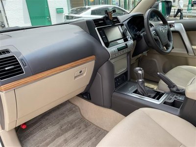 2023 Toyota LAND CRUISER PRADO thumbnail 17