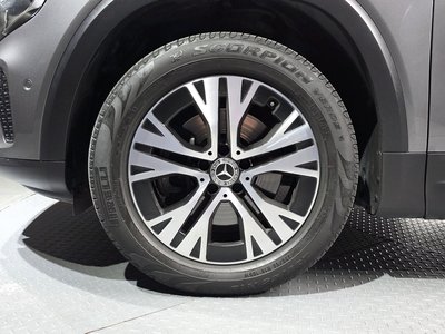 MERCEDES-BENZ GLB - 6