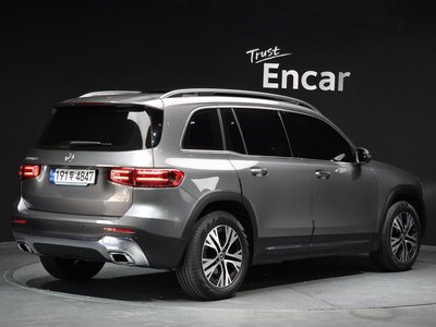 MERCEDES-BENZ GLB - 4