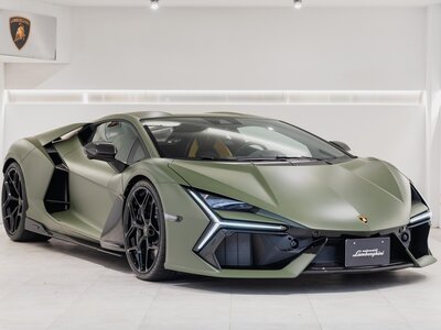 LAMBORGHINI REVUELTO
