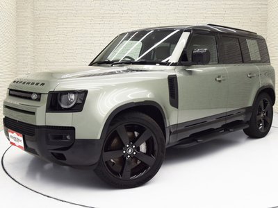 LAND ROVER DEFENDER - 3