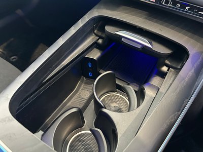 MERCEDES-BENZ E-CLASS - 7