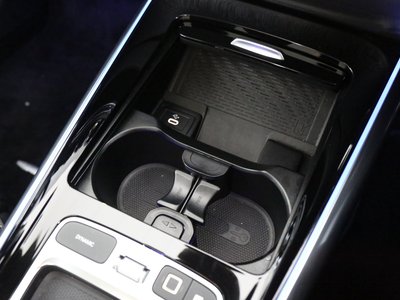 2025 Mercedes-BENZ GLA thumbnail 30