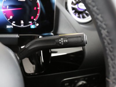 2025 Mercedes-BENZ GLA thumbnail 36
