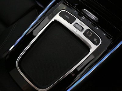 2025 Mercedes-BENZ GLA thumbnail 29