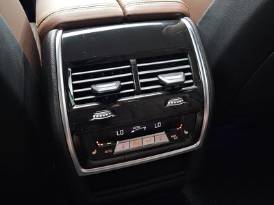 2024 BMW X6 缩略图 36