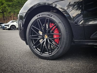 صورة 3 لـ 2022 Porsche MACAN