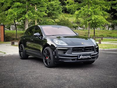 صورة 2 لـ 2022 Porsche MACAN
