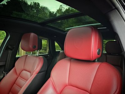 صورة 9 لـ 2022 Porsche MACAN