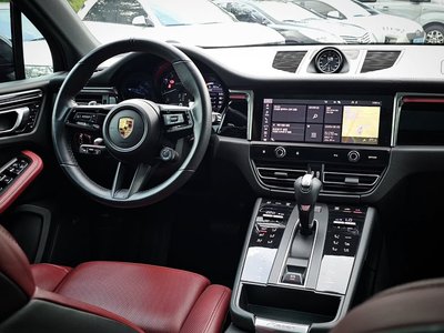 2022 Porsche MACAN — миниатюра 18