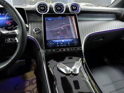 MERCEDES-BENZ GLC - 9