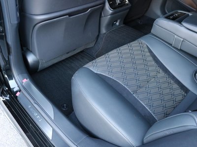 2021 Lexus LS photo 22