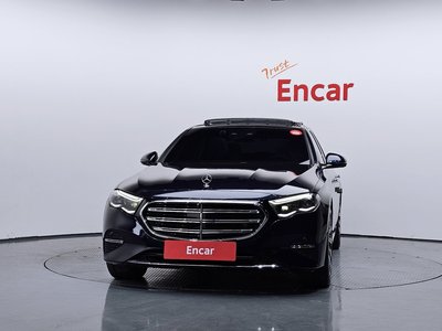 MERCEDES-BENZ E-CLASS - 2