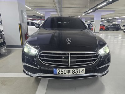 صورة 2 لـ 2023 Mercedes-BENZ E-CLASS