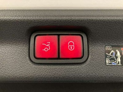 2024 Mercedes-BENZ EQE 缩略图 27