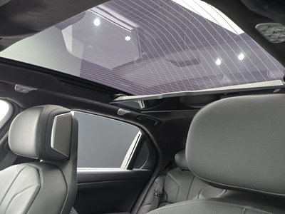 2023 BMW I7 — миниатюра 22