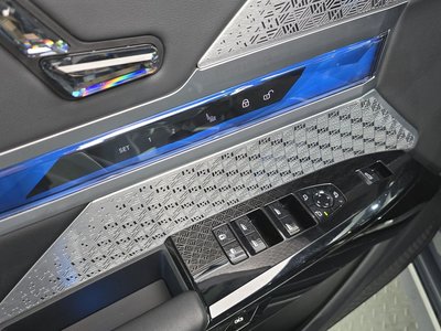 2023 BMW I7 — миниатюра 28