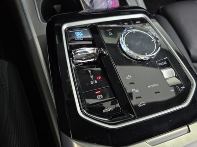 2023 BMW I7 — миниатюра 12