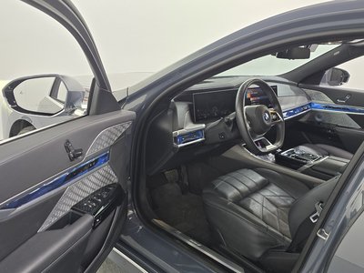 2023 BMW I7 — миниатюра 13