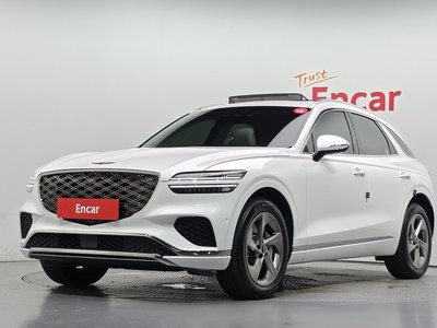 2024 Genesis GV70 photo 1