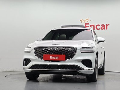 2024 Genesis GV70 photo 2
